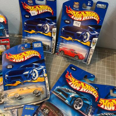 Excellent Garth! - 46 HOT WHEELS New in the Package ! From Early 2000