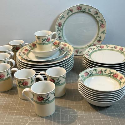 Wedgewood English Cottage Collection ROSE 