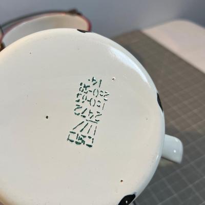 Enamel Ware, Several Pieces 