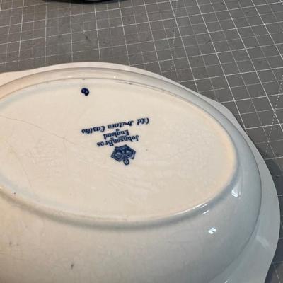 Johnson Brothers, Blue Transfer Ware 2 pieces of "Old Brittian Castles" 