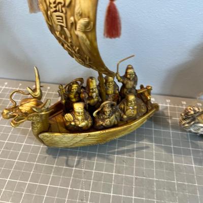 Chinese Plastic Simulated Ivory Décor 