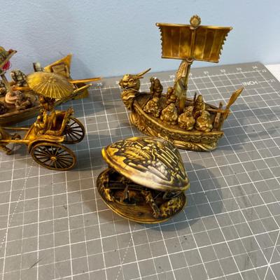 Chinese Plastic Simulated Ivory Décor 