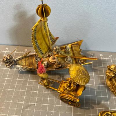 Chinese Plastic Simulated Ivory Décor 