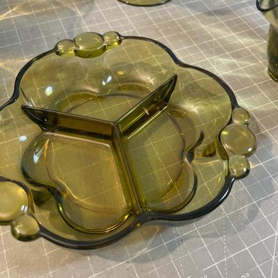 Duncan Miller AVOCADO Green Serving Pieces (5) 