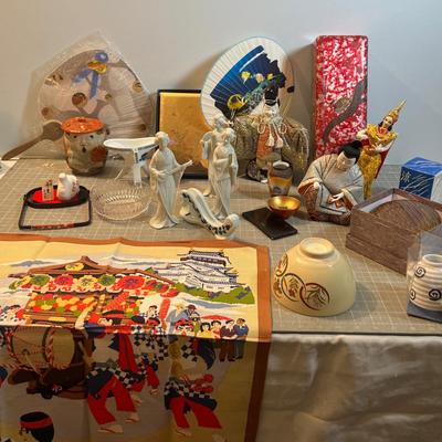 Large Lot of NICE Asian Items, Mixed Lot