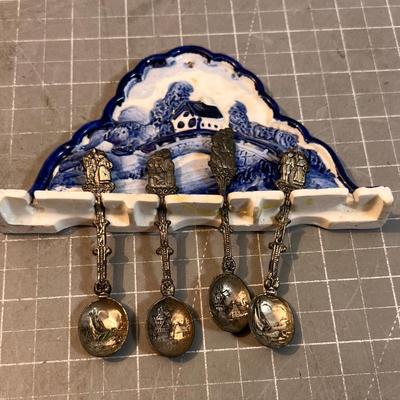 Small Spoon Delph like Japanese Spoon holder 