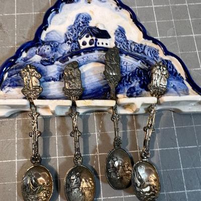 Small Spoon Delph like Japanese Spoon holder 