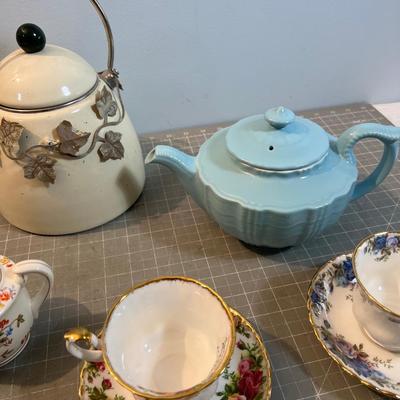 Tea Time: Tea Pots,  Cream & Sugars  