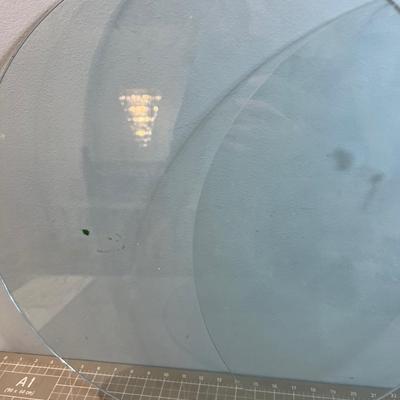 3 Pieces of Round Glass, Different Thicknesses