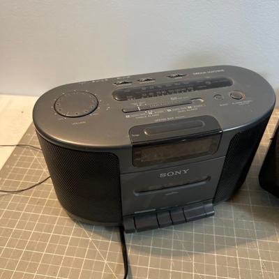 CD & Cassett Players