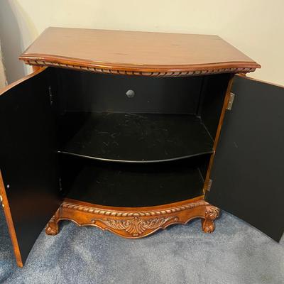 Small Buffet or Server