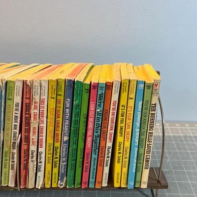 Large Lot of PEANUTS Books