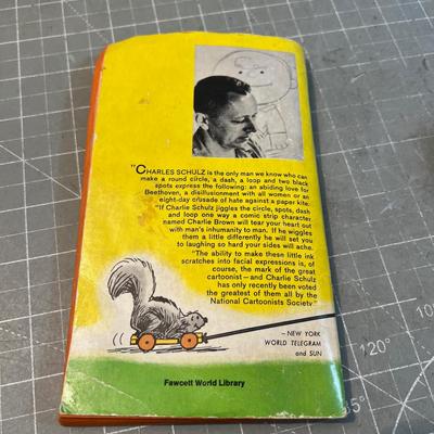 Large Lot of PEANUTS Books