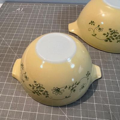 PYREX Shenandoah Pattern 2 Mixing Not Lids