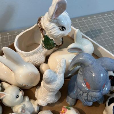 Super Lot of Ceramic Figurines for the 60's and 70' 