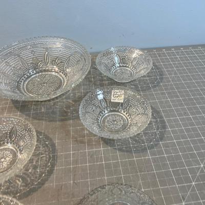 Berry Set Bowl and 6 Individual Serving Size, by Federal Glass Heritage Pattern
