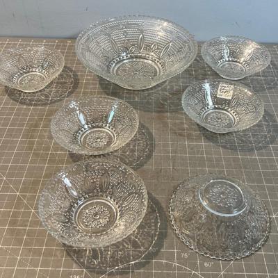 Berry Set Bowl and 6 Individual Serving Size, by Federal Glass Heritage Pattern