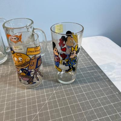 Collectible Glasses: McDonald , Pepsi, Etc. 