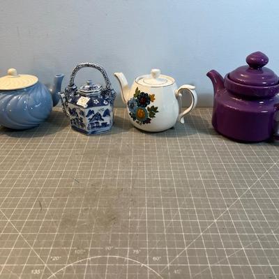 Tea Pots Lot (4) 
