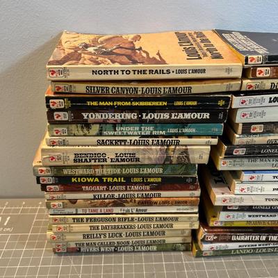 Collection of Louis L'Amour Paper Backs