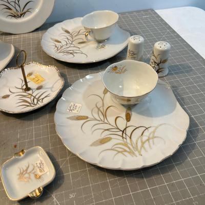 Lefton's Golden Wheat Snack Set 