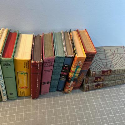 Mixed Vintage & Young Adult Books 