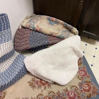 Basement: Pile of Rugs 