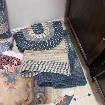 Basement: Pile of Rugs 