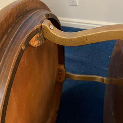 Basement: Round Table 