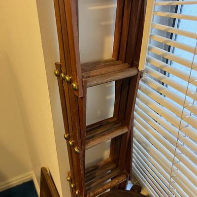 Basement: Frame, Stand And Rack 