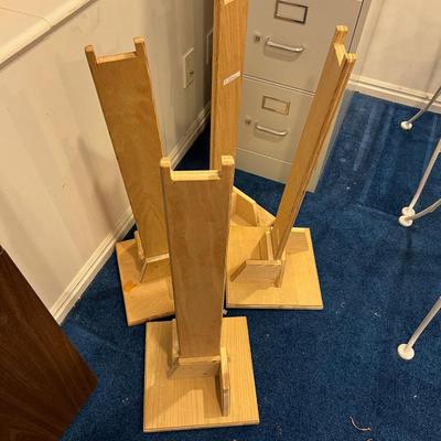 Basement: Quilting Frame 