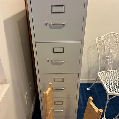 Basement: File Cabinet 4 Drawer Letter 