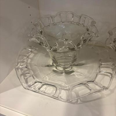 Basement: 2 Shelves Ribbon Edge Plus Extra Crystal 