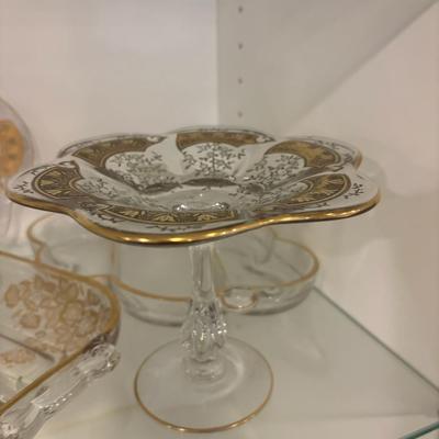 Basement: Gold Overlay Pretty! 