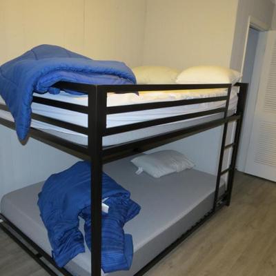 Sale Photo Thumbnail #68