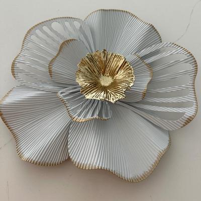 hanging metal floral