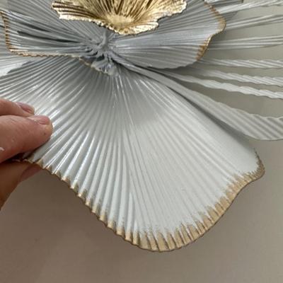 hanging metal floral