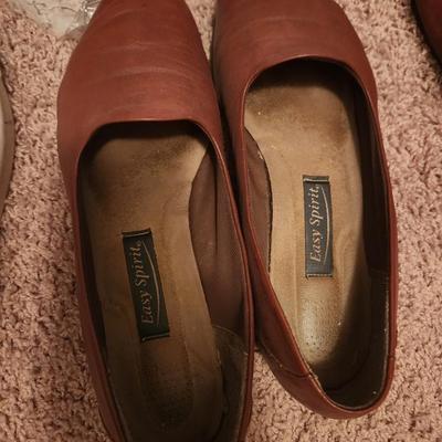 Brown Easy Spirit Shoes