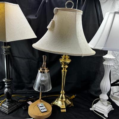 3 working vintage table light 1 digital lamp