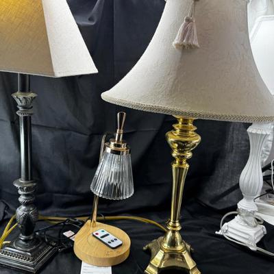 3 working vintage table light 1 digital lamp
