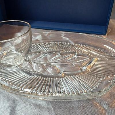 Federal Glass Crystal Leaf Vintage Snack Set – 10 Snack Sets (20-Piece) Mid-Century Glassware Collection