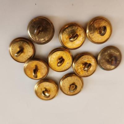 Sale Photo Thumbnail #344: This lot is for a Bag of Kentucky Buttons.  This group of 10 buttons all show the state seal and are of a gold-toned metal.  Great for many purposes.