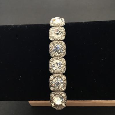 Beautiful Rhinestone stretch bracelet