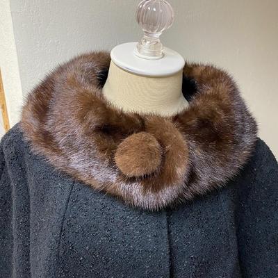 Sale Photo Thumbnail #333: Boucle with mink collar
1 previous owner Decorative front Buttons
Lester Conklin Furs   RENO
Size 10-12    Good condition