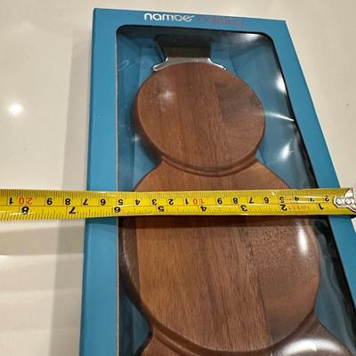 Nombe cutting board