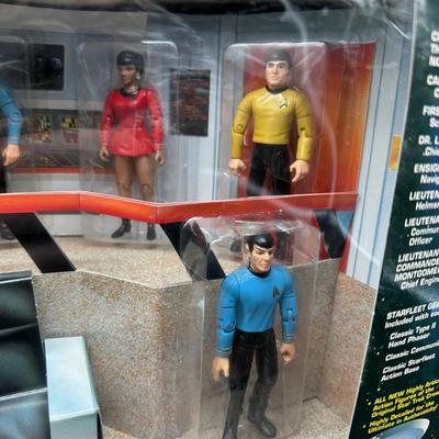Classic Star Trek Collector Figure Set – Limited Edition #039313 of 150,000