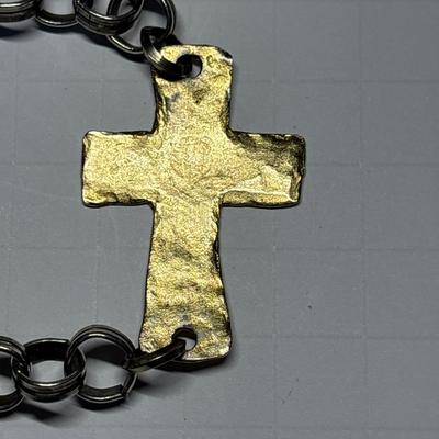 Hammered metal cross bracelet