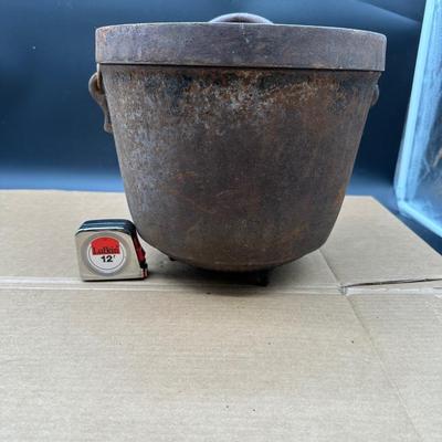 Antique P&S MF Co Cast Iron Footed Bean Pot w/ Lid & Bail Handle