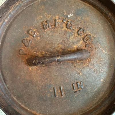 Antique P&S MF Co Cast Iron Footed Bean Pot w/ Lid & Bail Handle