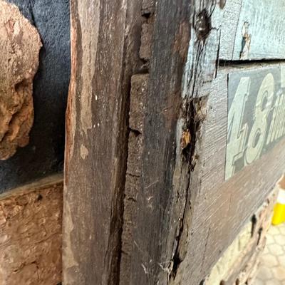 Antique HOWE Bicycles & Tricycles Advertising Sign – Mounted on Wood – Penny-Farthing Graphic